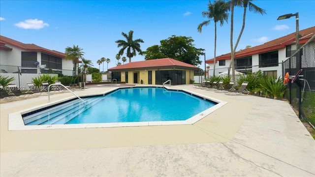 9839 SW 138th Avenue FA2R, Miami, FL 33186