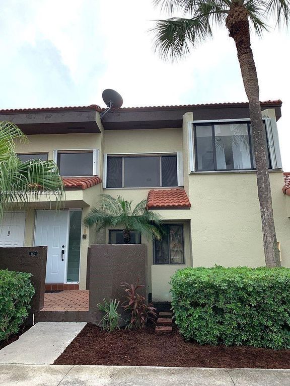 9839 SW 138th Avenue FA2R, Miami, FL 33186