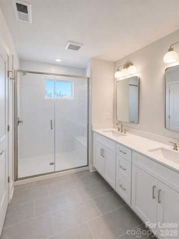 4630 Dogwood Place, Charlotte, NC 28212