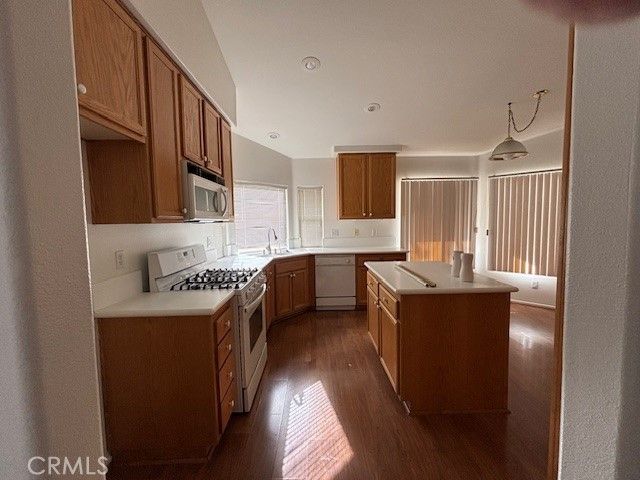 1066 Birch Lane, San Jacinto, CA 92582