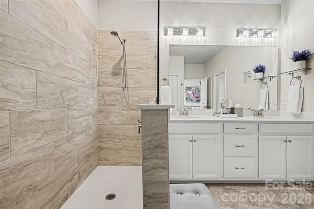 5023 American Bittern Lane, Charlotte, NC 28214