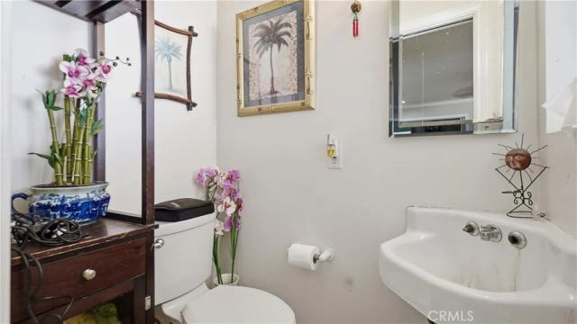 1106 Mar Les, Santa Ana, CA 92706