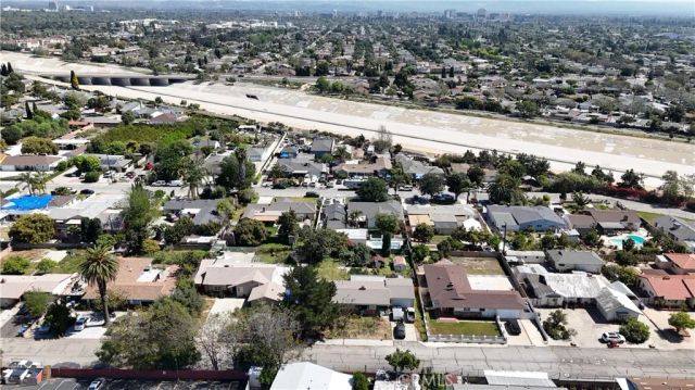 1106 Mar Les, Santa Ana, CA 92706