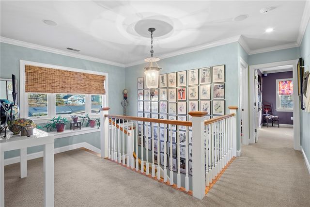 28 Pond Avenue, Newport, RI 02840