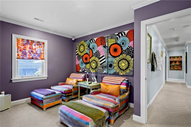 28 Pond Avenue, Newport, RI 02840