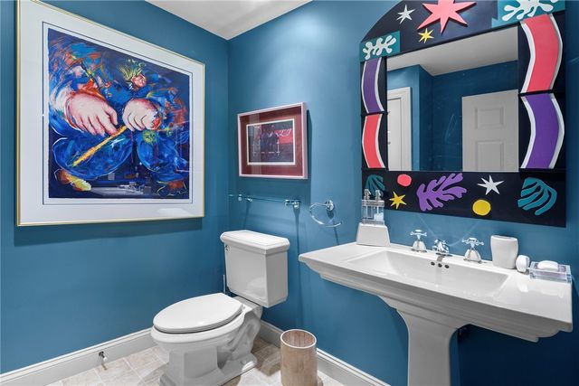 28 Pond Avenue, Newport, RI 02840