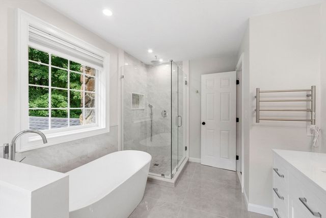 263 Elm St, Concord, MA 01742