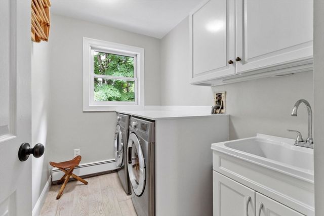 263 Elm St, Concord, MA 01742