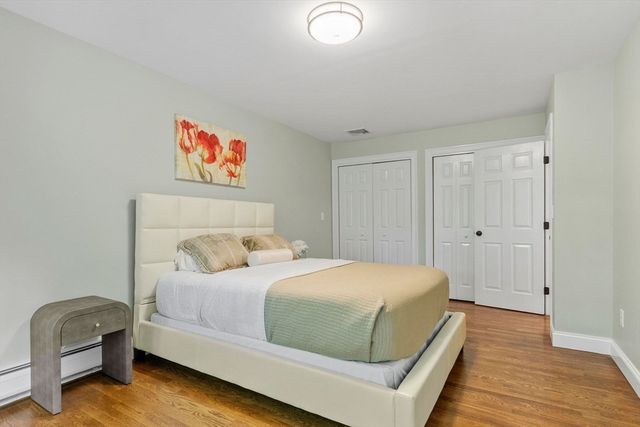 263 Elm St, Concord, MA 01742