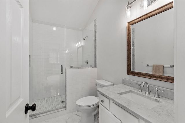 263 Elm St, Concord, MA 01742