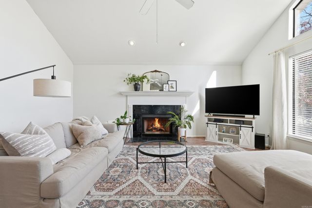 118 Cherrybark Dr, Little Rock, AR 72211