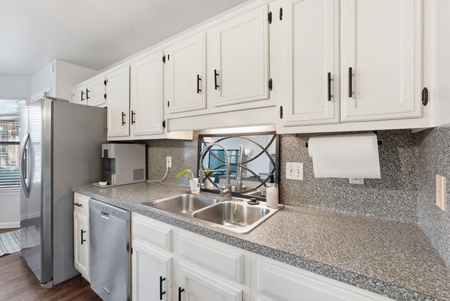 118 Cherrybark Dr, Little Rock, AR 72211