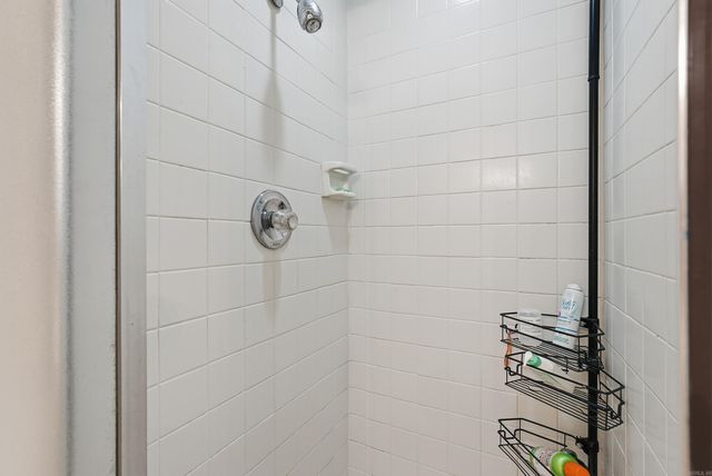 118 Cherrybark Dr, Little Rock, AR 72211