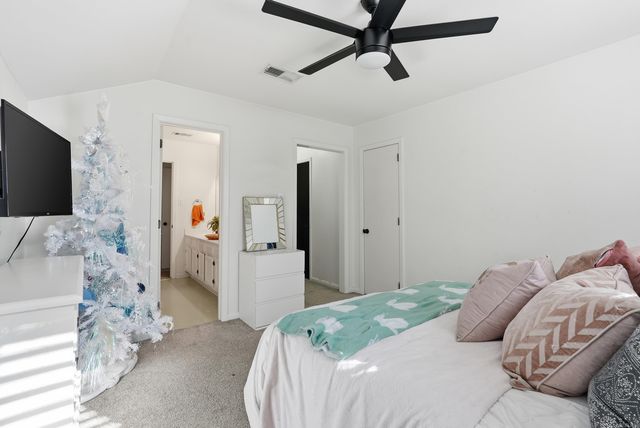 118 Cherrybark Dr, Little Rock, AR 72211