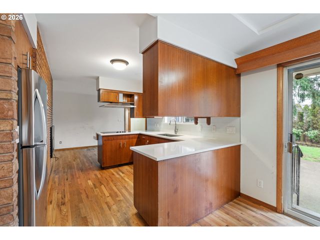 21525 Se OAK St, Gresham, OR 97030