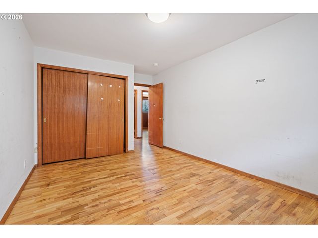 21525 Se OAK St, Gresham, OR 97030