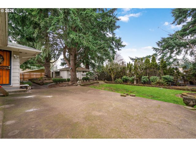 21525 Se OAK St, Gresham, OR 97030