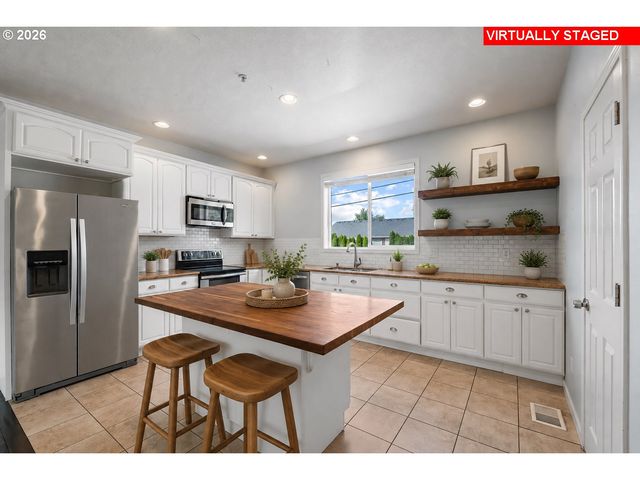 2607 Se 109TH Ave, Portland, OR 97266