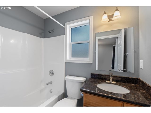 2607 Se 109TH Ave, Portland, OR 97266
