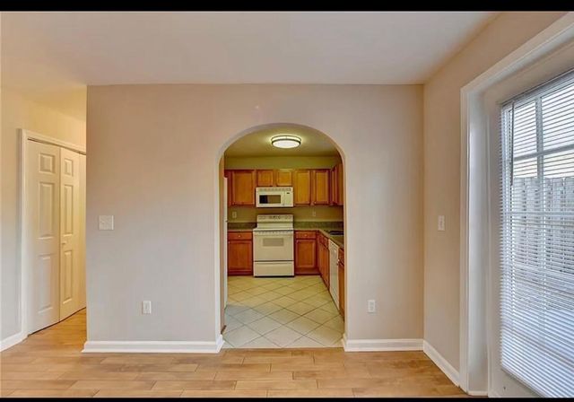 810 Summer Place, Norcross, GA 30071