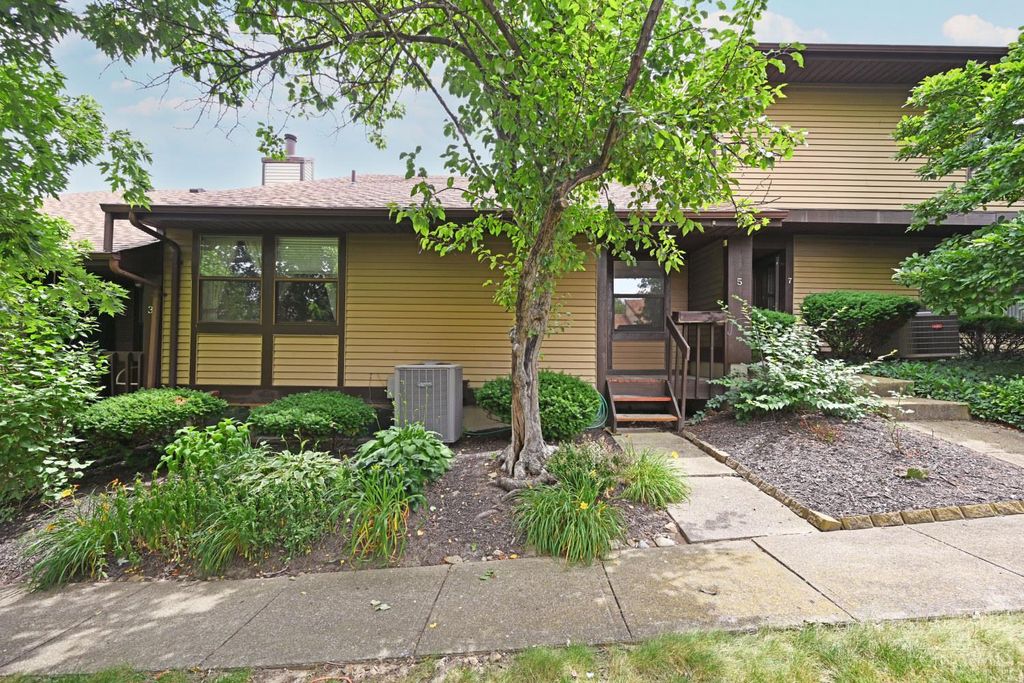 5 Springbok Drive, Fairfield, OH 45014