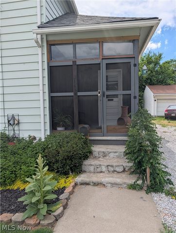 1633 Holland Court SW, Canton, OH 44706