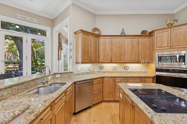 5 Oketee Court, Hilton Head Island, SC 29926