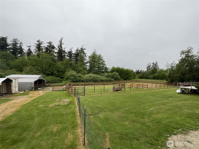 2757 Hunt Road, Oak Harbor, WA 98277