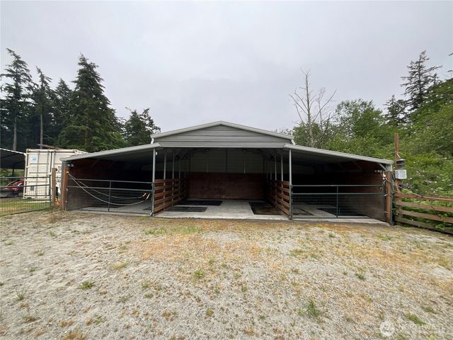 2757 Hunt Road, Oak Harbor, WA 98277