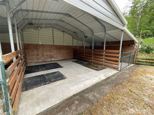 2757 Hunt Road, Oak Harbor, WA 98277