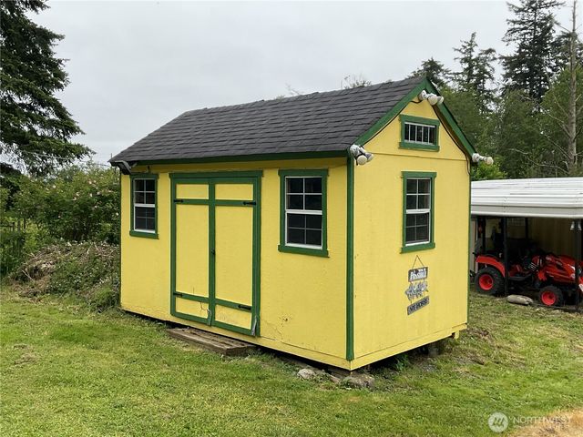 2757 Hunt Road, Oak Harbor, WA 98277
