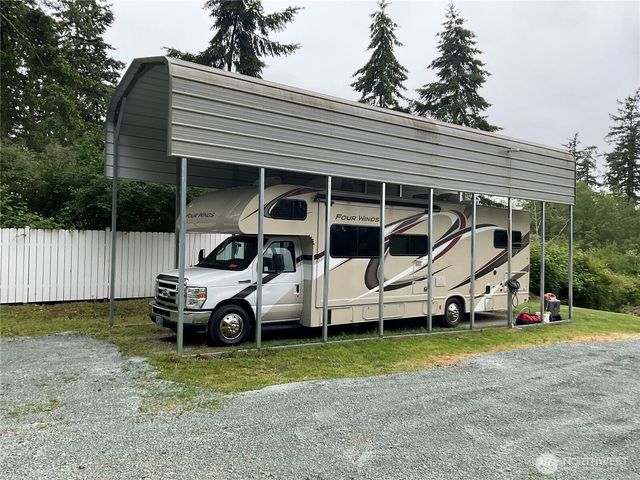2757 Hunt Road, Oak Harbor, WA 98277