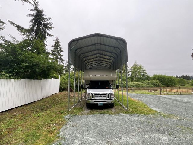 2757 Hunt Road, Oak Harbor, WA 98277