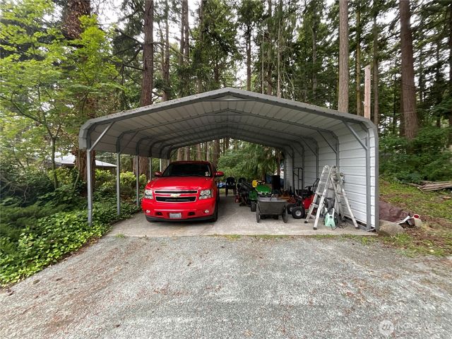 2757 Hunt Road, Oak Harbor, WA 98277