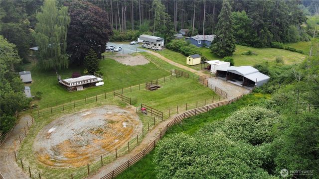 2757 Hunt Road, Oak Harbor, WA 98277