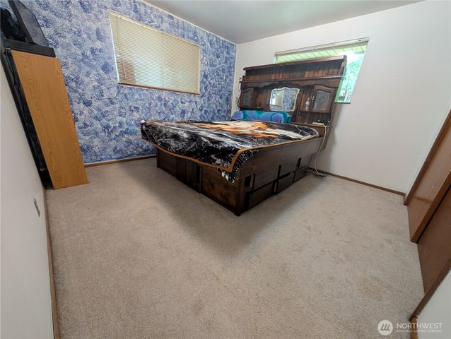 2757 Hunt Road, Oak Harbor, WA 98277