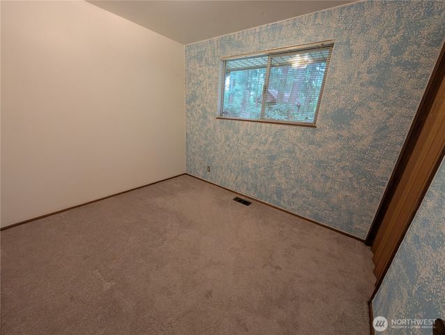 2757 Hunt Road, Oak Harbor, WA 98277