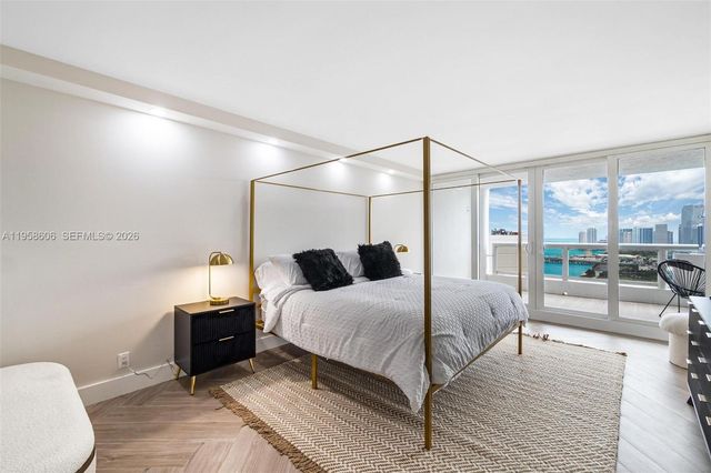 1717 N Bayshore Dr A-3755, Miami, FL 33132