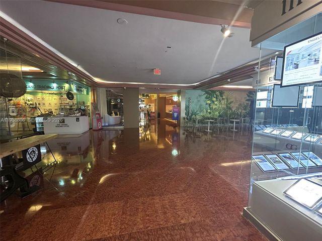 1717 N Bayshore Dr A-3755, Miami, FL 33132