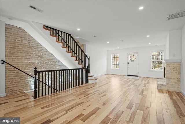 3626 T ST NW, Washington, DC 20007