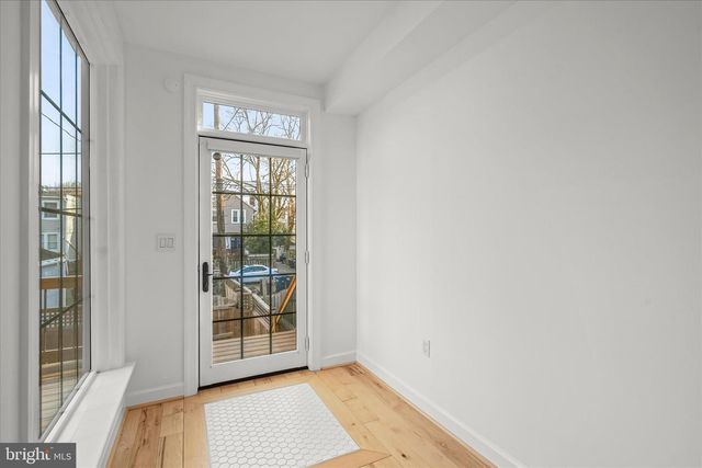 3626 T ST NW, Washington, DC 20007