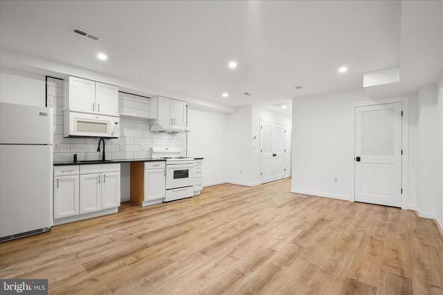 3626 T ST NW, Washington, DC 20007