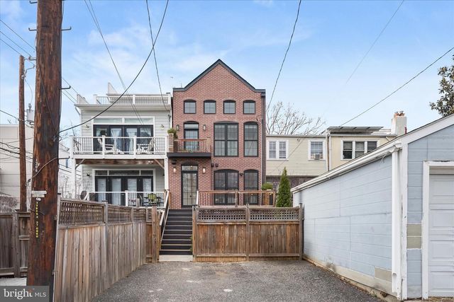 3626 T ST NW, Washington, DC 20007