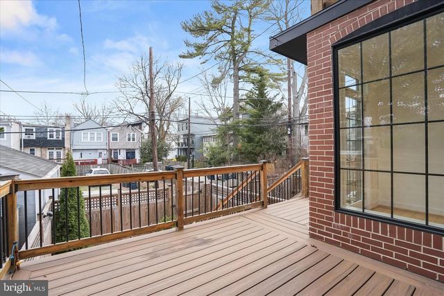 3626 T ST NW, Washington, DC 20007