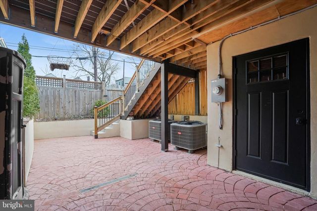 3626 T ST NW, Washington, DC 20007