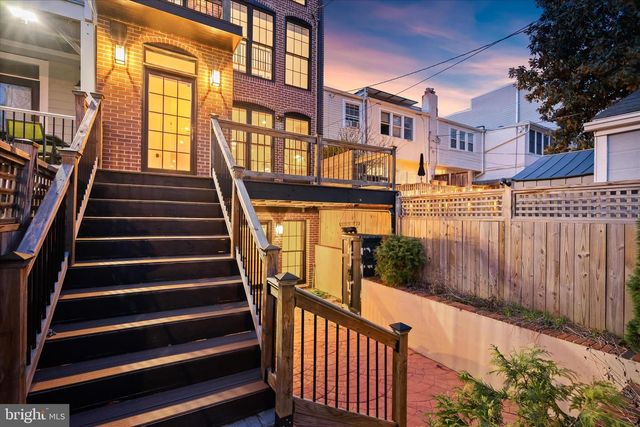 3626 T ST NW, Washington, DC 20007