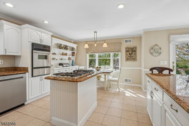 78 Elmwood Rd, Cedar Grove Twp., NJ 07009