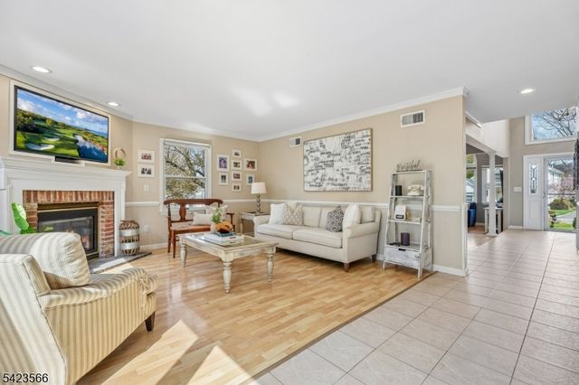 78 Elmwood Rd, Cedar Grove Twp., NJ 07009