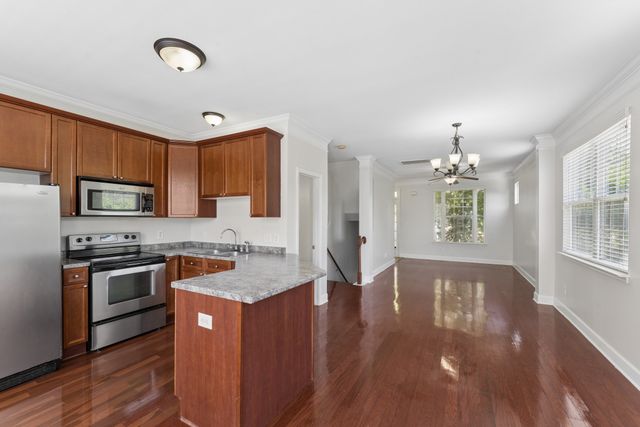 531 Saint Jules Ln, Nashville, TN 37211