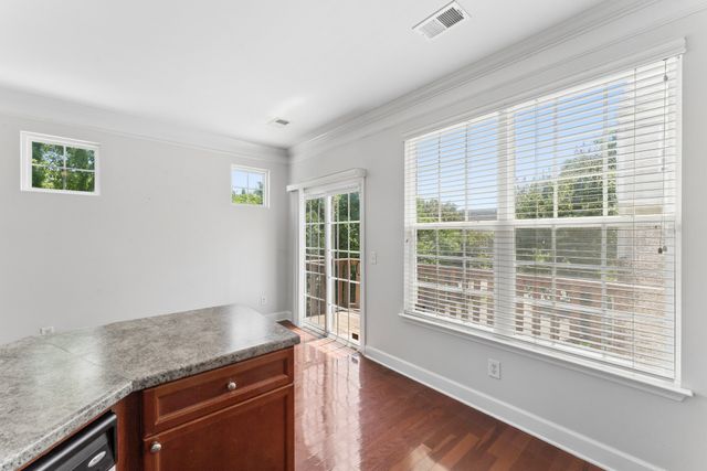 531 Saint Jules Ln, Nashville, TN 37211